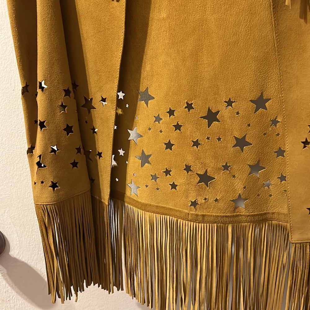 Fringed Mustard Yellow Vest with Star Cutouts - Picture 3 of 8